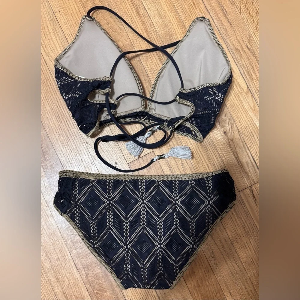 BECCA nwot весса